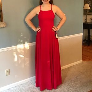 NWT Lulu’s Strappy to be Here Red Maxi Dress